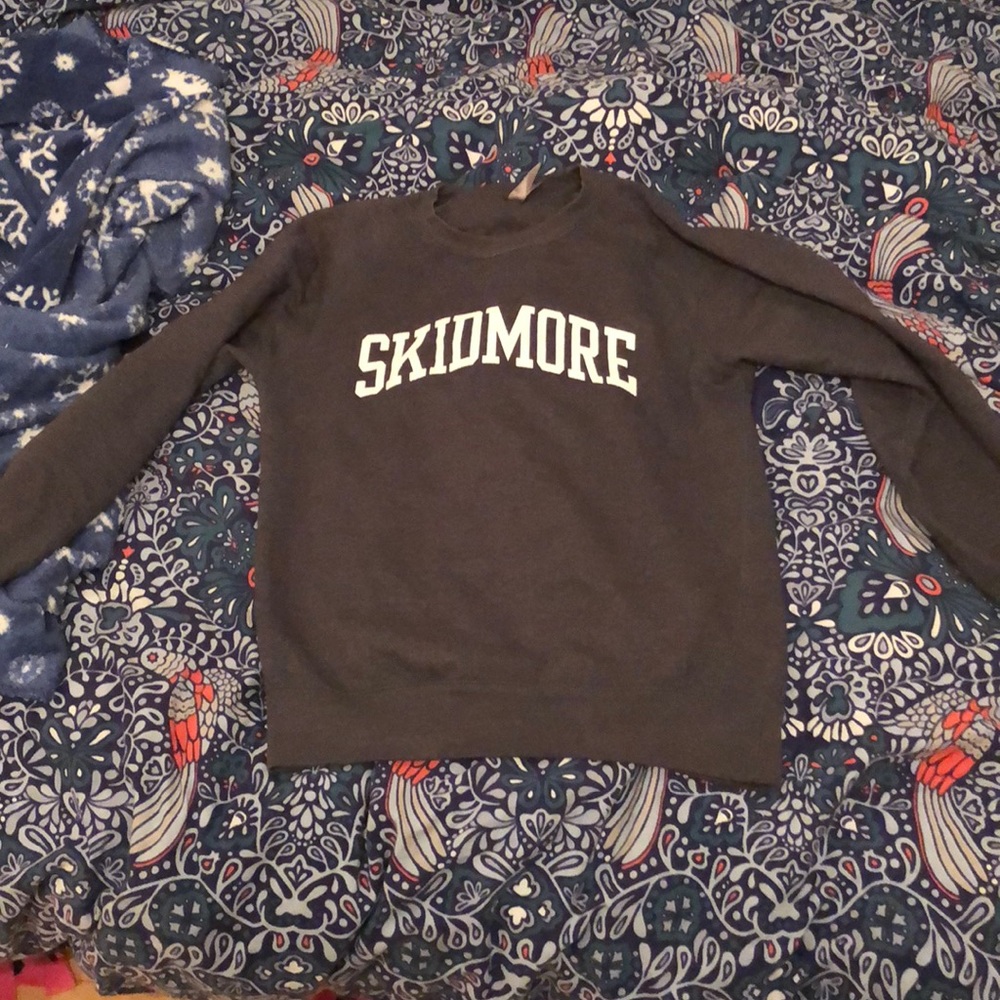 SKIDMORE COLLEGE crewneck / sweatshirt!!!
